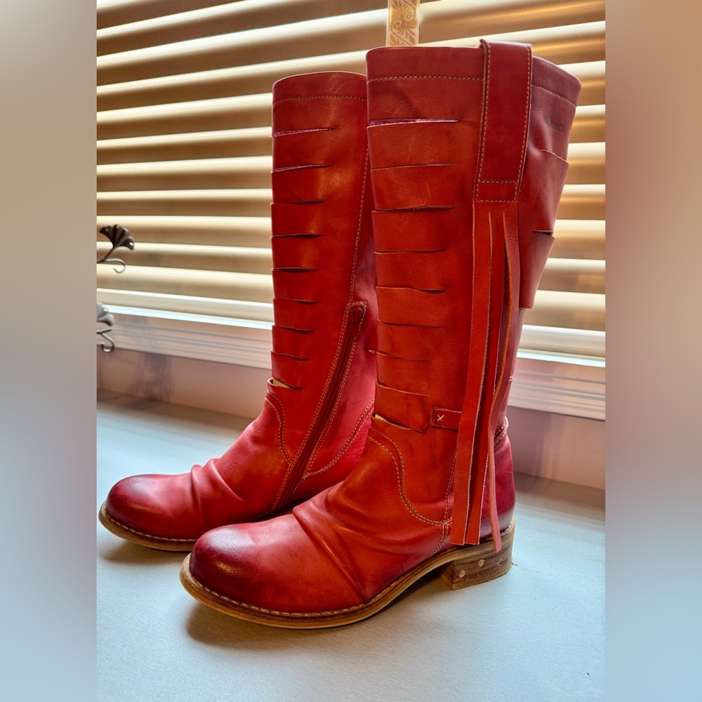 Prophecy Red Leather Tall Boots EU 40 (US 10) Made in Portugal